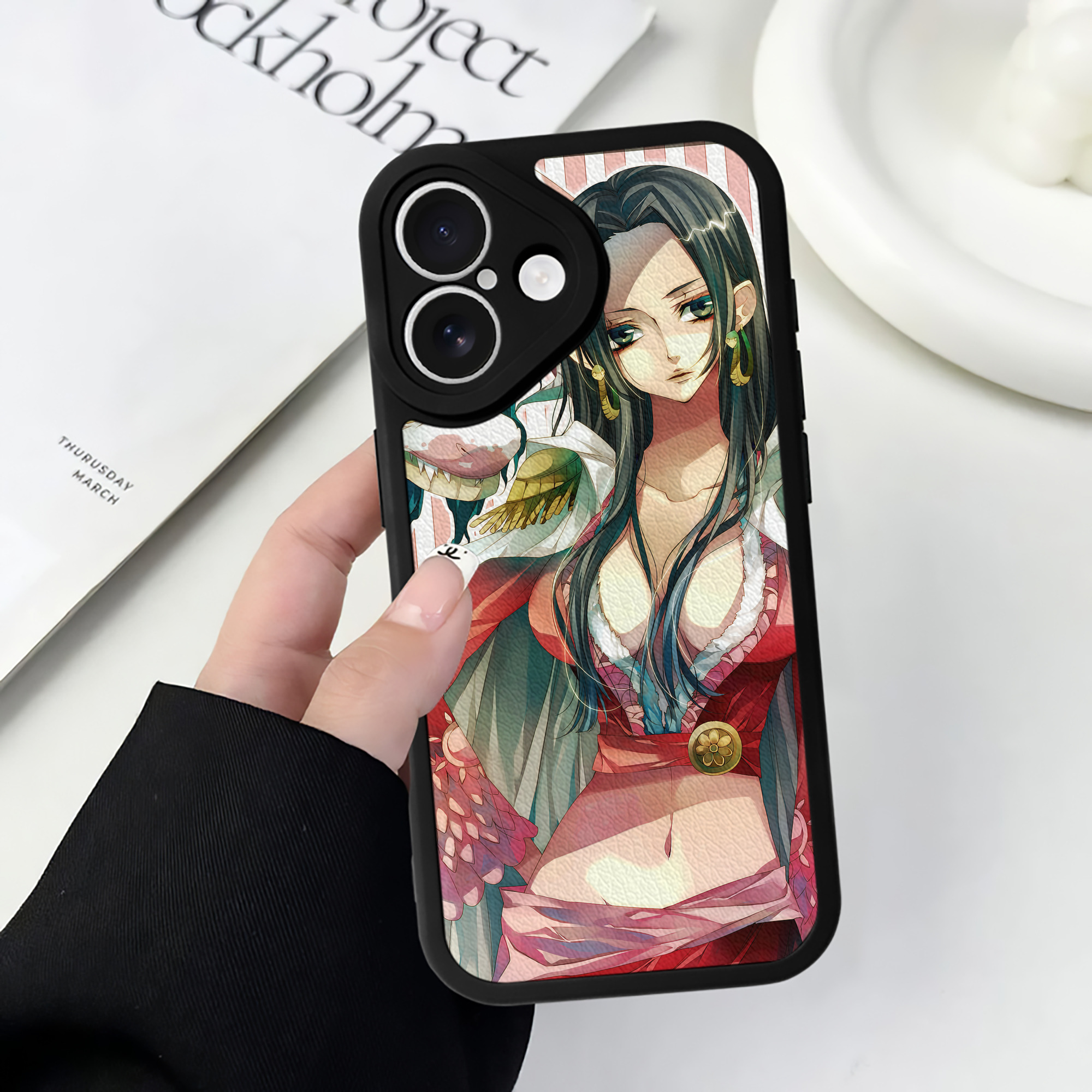 （画像用） ワンピース ONE PIECE 【iPhone 16シリーズ対応】シリコンスマホケース（レザー調） 材質：シリコン
